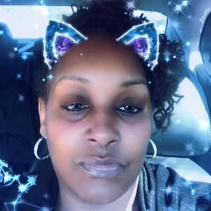 Meet your Posher, Charne